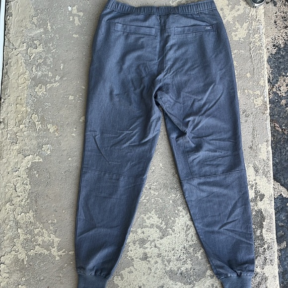 EUC Figs gray scrub bottoms - Picture 11 of 16